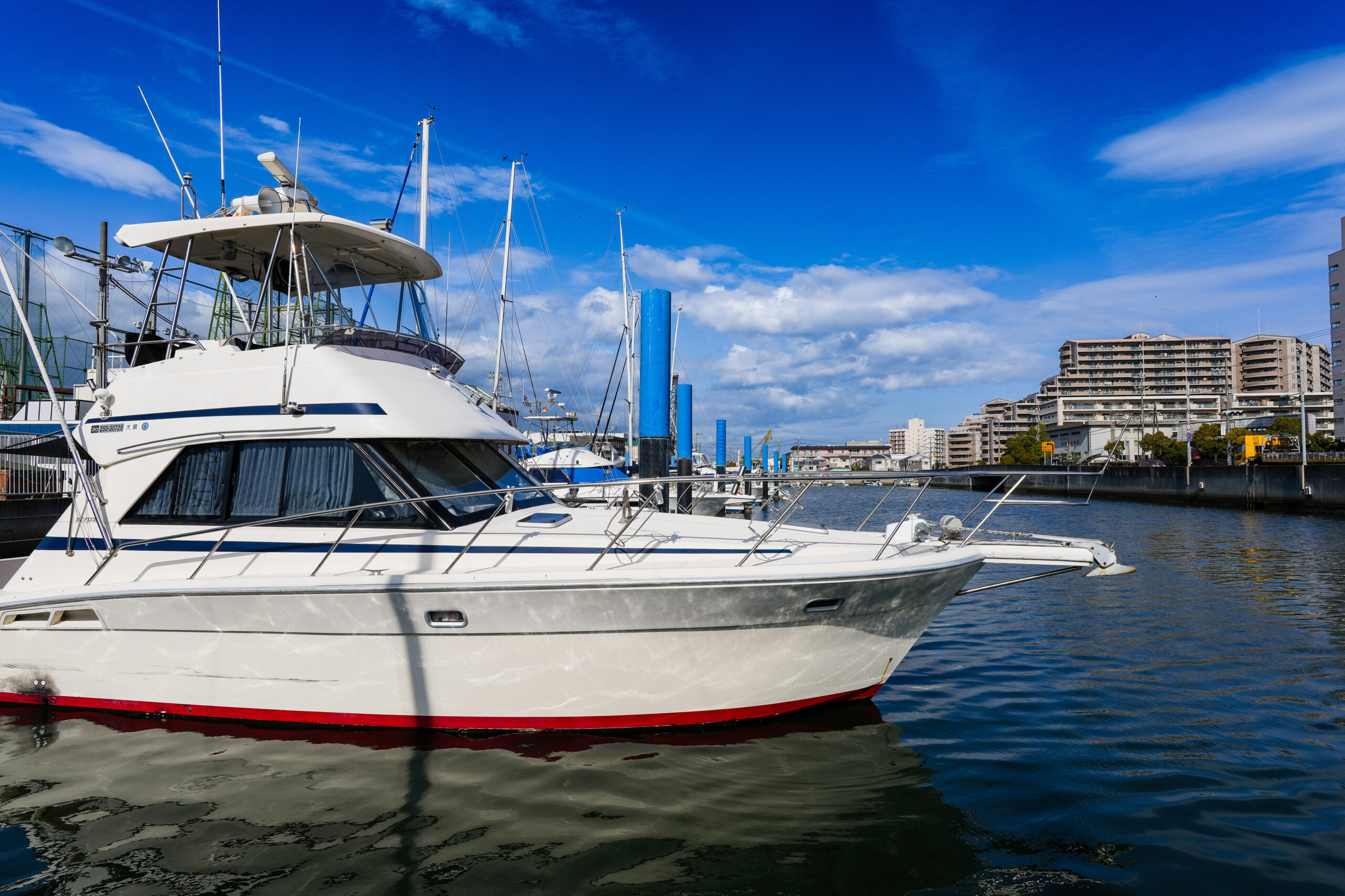 マリーナ　船　ベル 4ページ目) 25億円の豪華クルーザーに大型ヨット、水上バイク